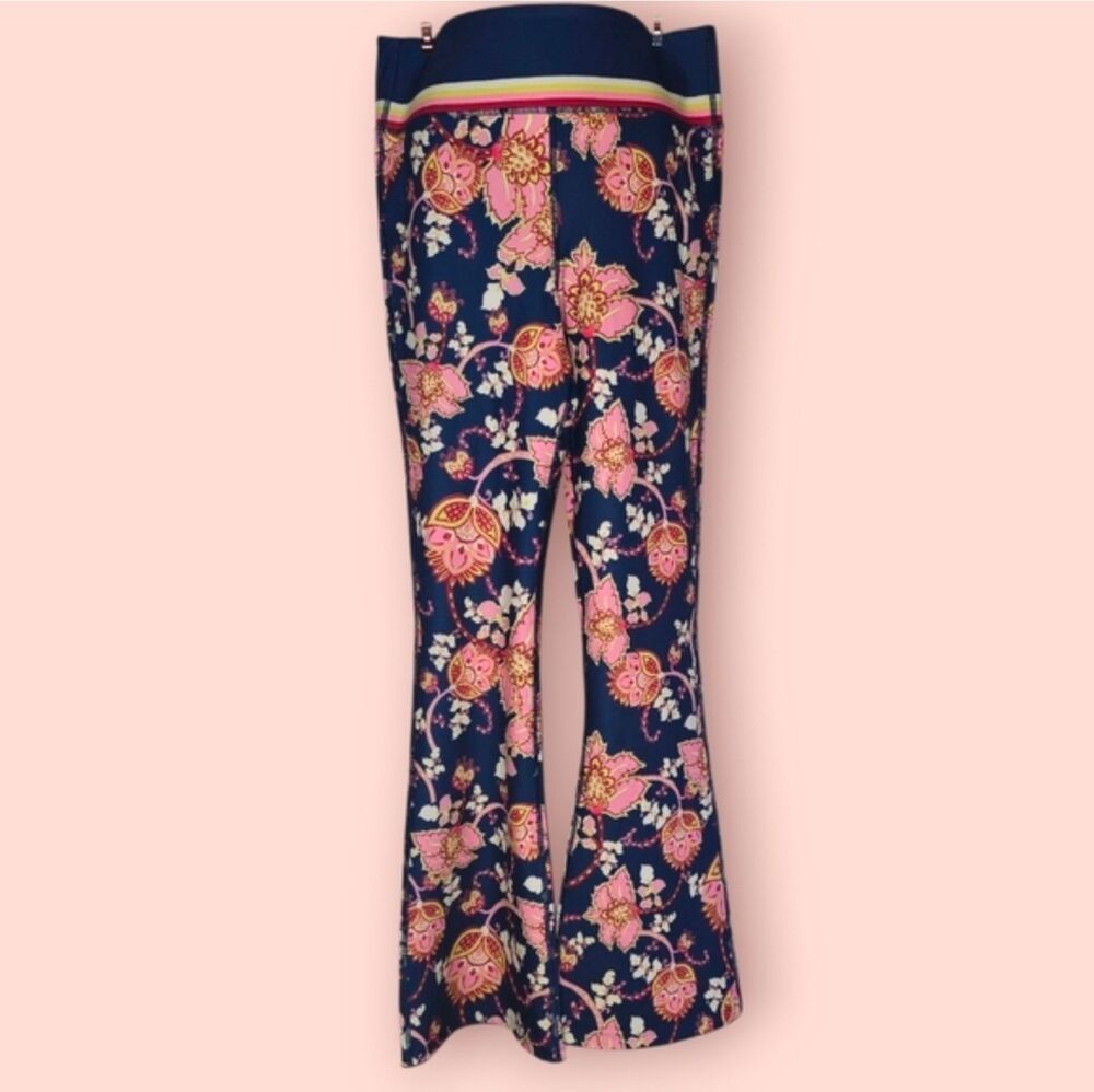 Johnny Was Bee Active Bell Flared Leggings Athletic High Waisted Designer Floral